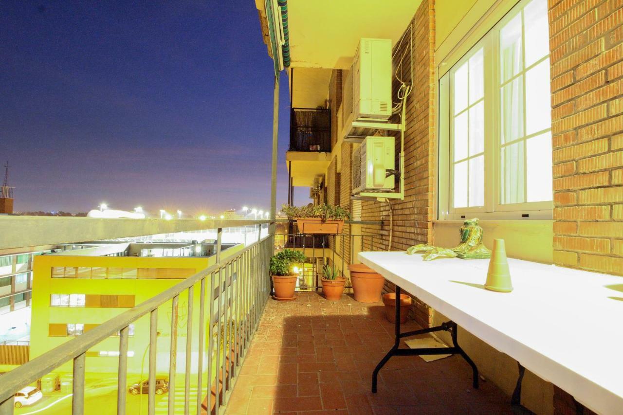 Apartamento Apartamento La feria Sevilla Exterior foto