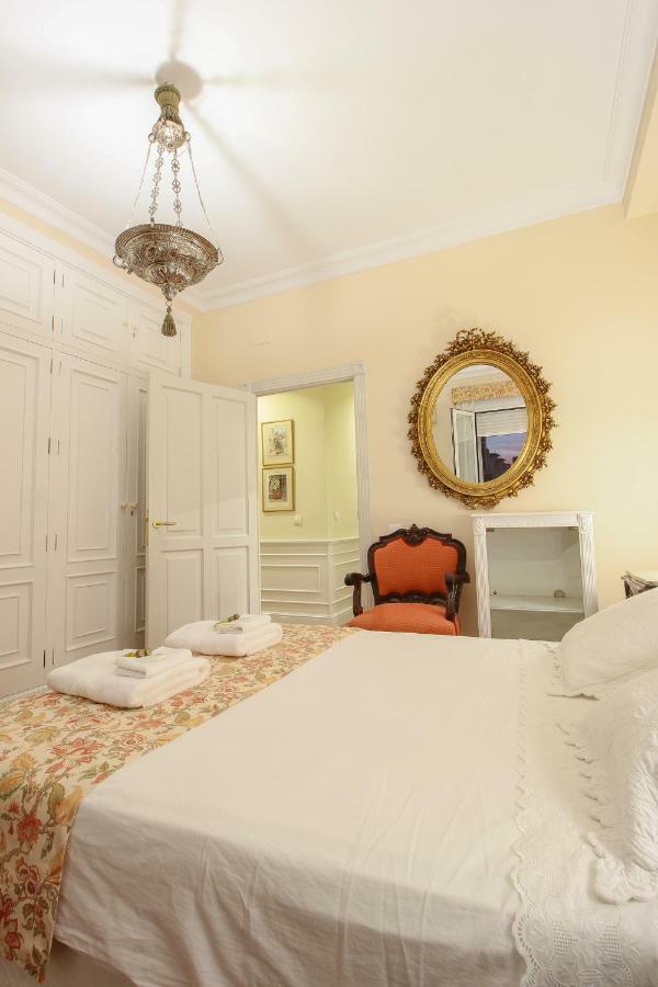 Apartamento Apartamento La feria Sevilla Exterior foto